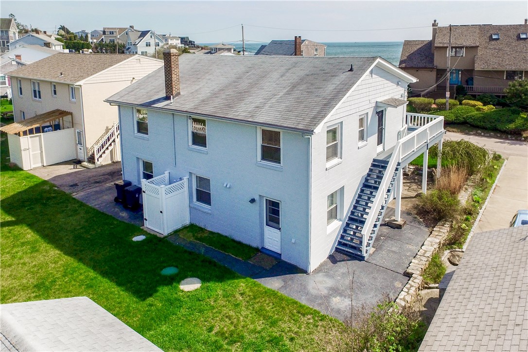 26 Dunes Road Narragansett, RI 02882 - Photo 3 of 40 Gallery Image 3