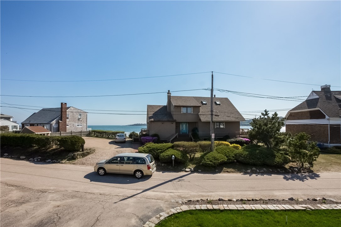 26 Dunes Road Narragansett, RI 02882 - Photo 7 of 40 Gallery Image 7