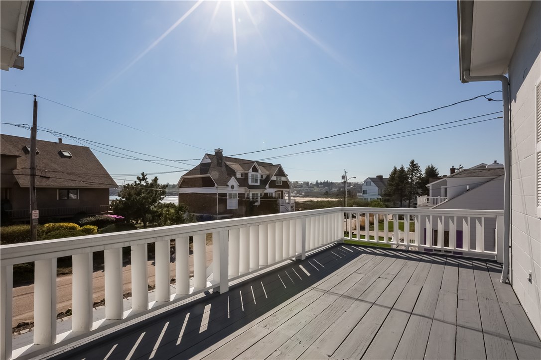 26 Dunes Road Narragansett, RI 02882 - Photo 8 of 40 Gallery Image 8