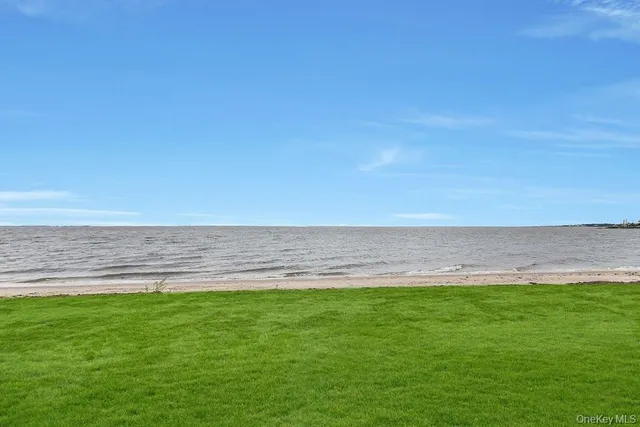 $5,200 | 26 Namkee Lane, Blue Point, NY 11715