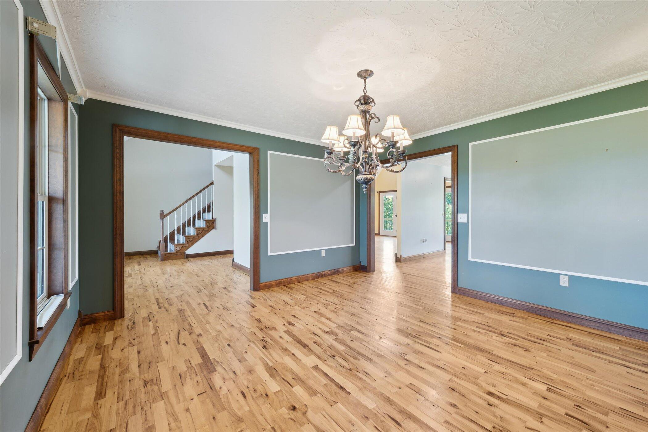 192 Raney Road Yosemite, KY 42566 - Photo 21 of 53 19-192-Raney-Rd-Yosemite-KY-42566-Window