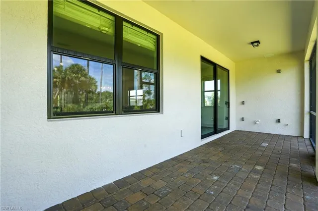 $647,000 | 2003 Don Benito Way, Naples, FL 34120