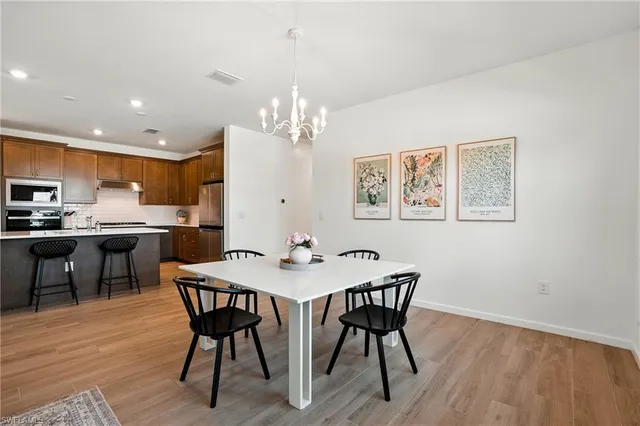 $647,000 | 2003 Don Benito Way, Naples, FL 34120