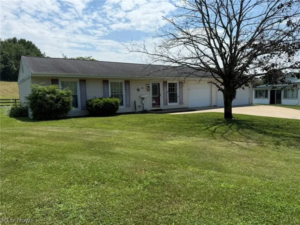 $169,900 | 1019 Gordon Square Northeast, Bolivar, OH 44612