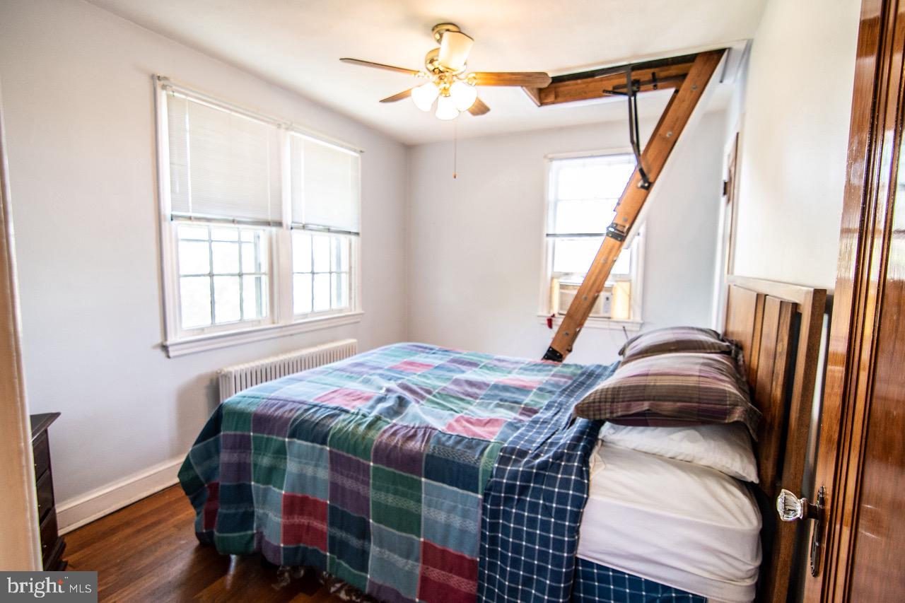 2516 32nd Street Southeast Washington, DC 20020 - Photo 18 of 40 Lots of sunlight in 1st Bedroom