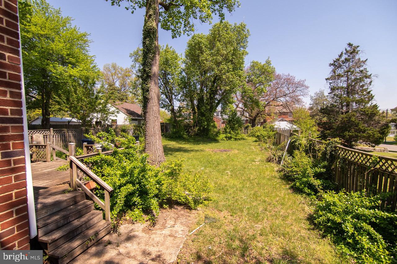 2516 32nd Street Southeast Washington, DC 20020 - Photo 36 of 40 Side view - part of the backyard