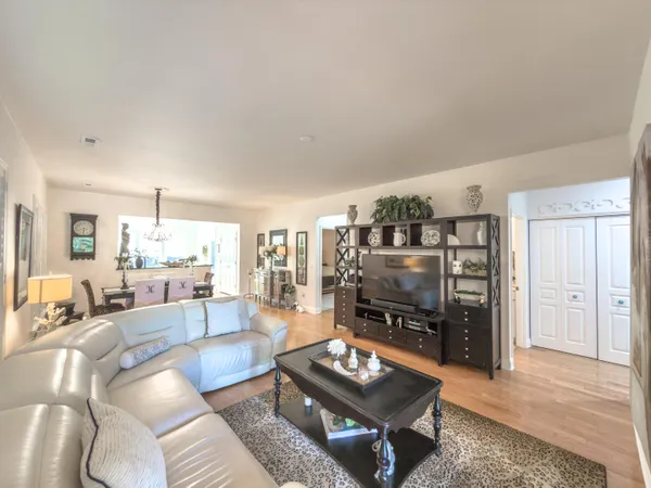 $2,700 | 231 Sea Lavender Lane, Summerville, SC 29486