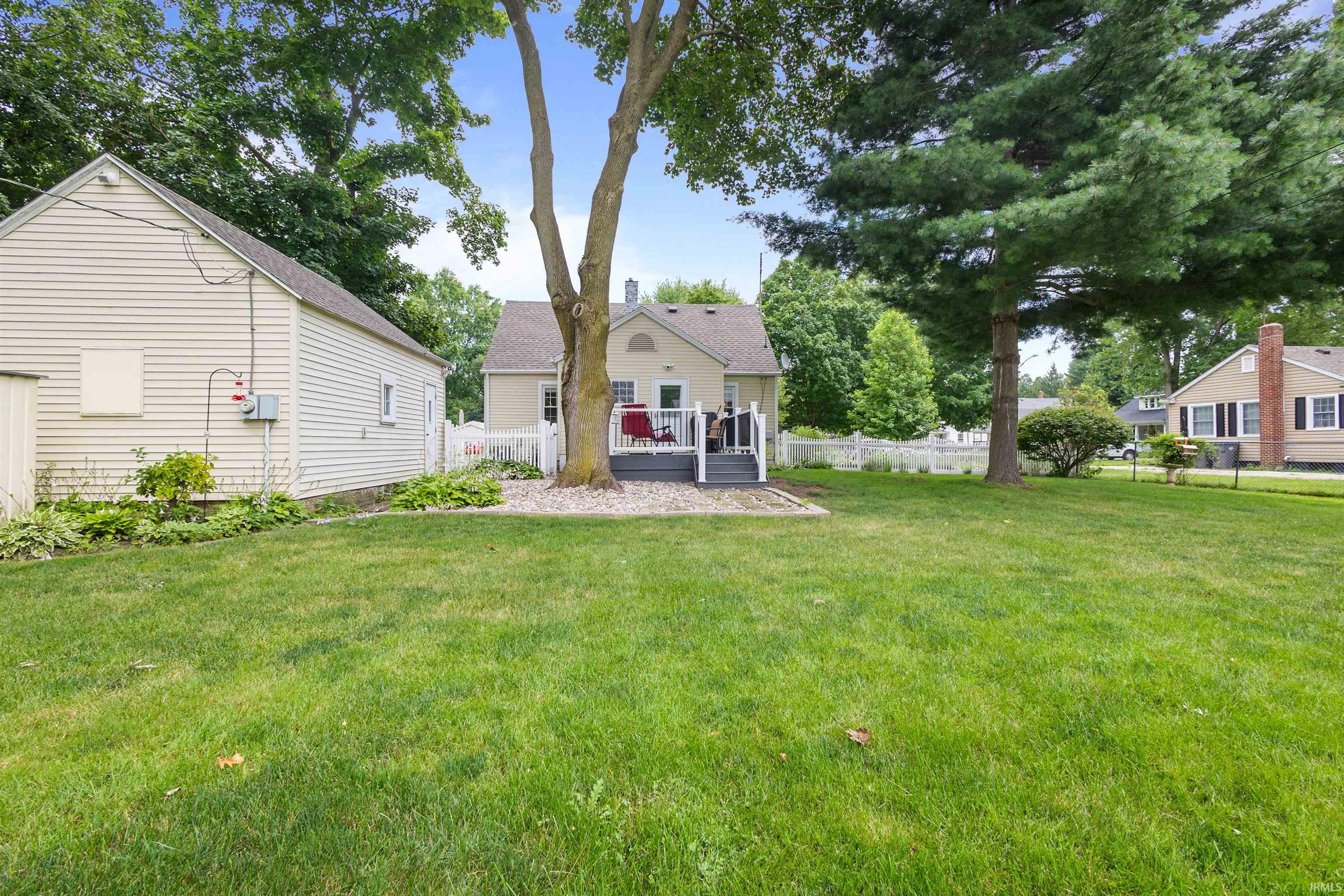 413 South Riverside Boulevard Goshen, IN 46526 - Photo 34 of 37