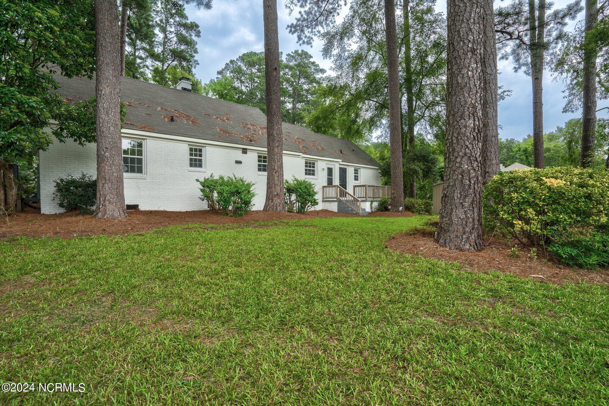 1417 Country Club Road Rocky Mount, NC 27804 - Photo 7 of 35 041-1417CountryClubRoad-RockyMount-NC-27