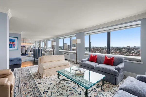$2,500,000 | 85 East India Row, Unit 26AB, Boston, MA 02110