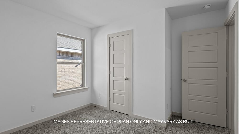 7445 9th Street Lubbock, TX 79416 - Photo 13 of 16 an entryway of a room