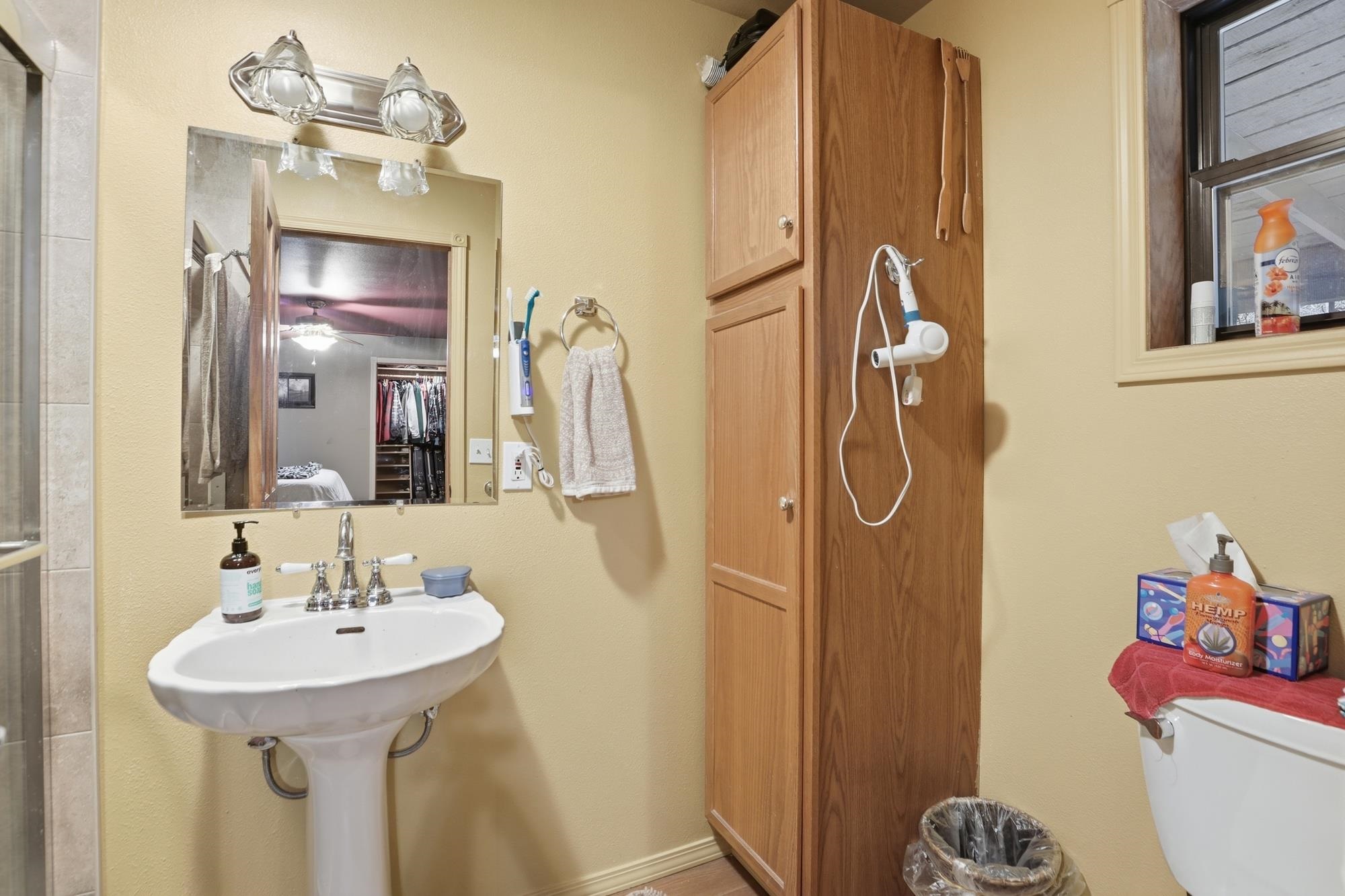 4851 Whittier Road Clayton, WA 99110 - Photo 12 of 34 Gallery Image 12