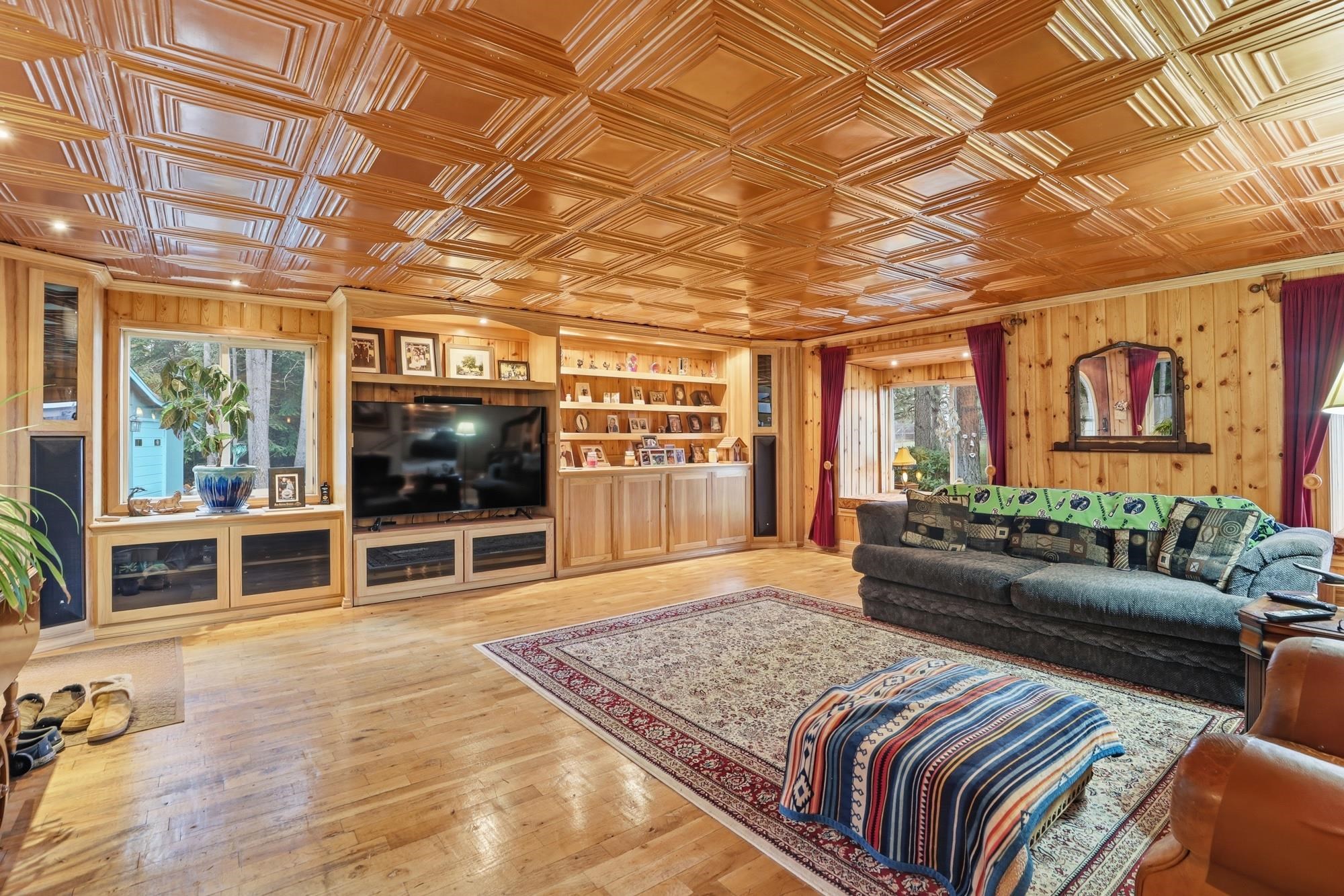 4851 Whittier Road Clayton, WA 99110 - Photo 2 of 34 Gallery Image 2