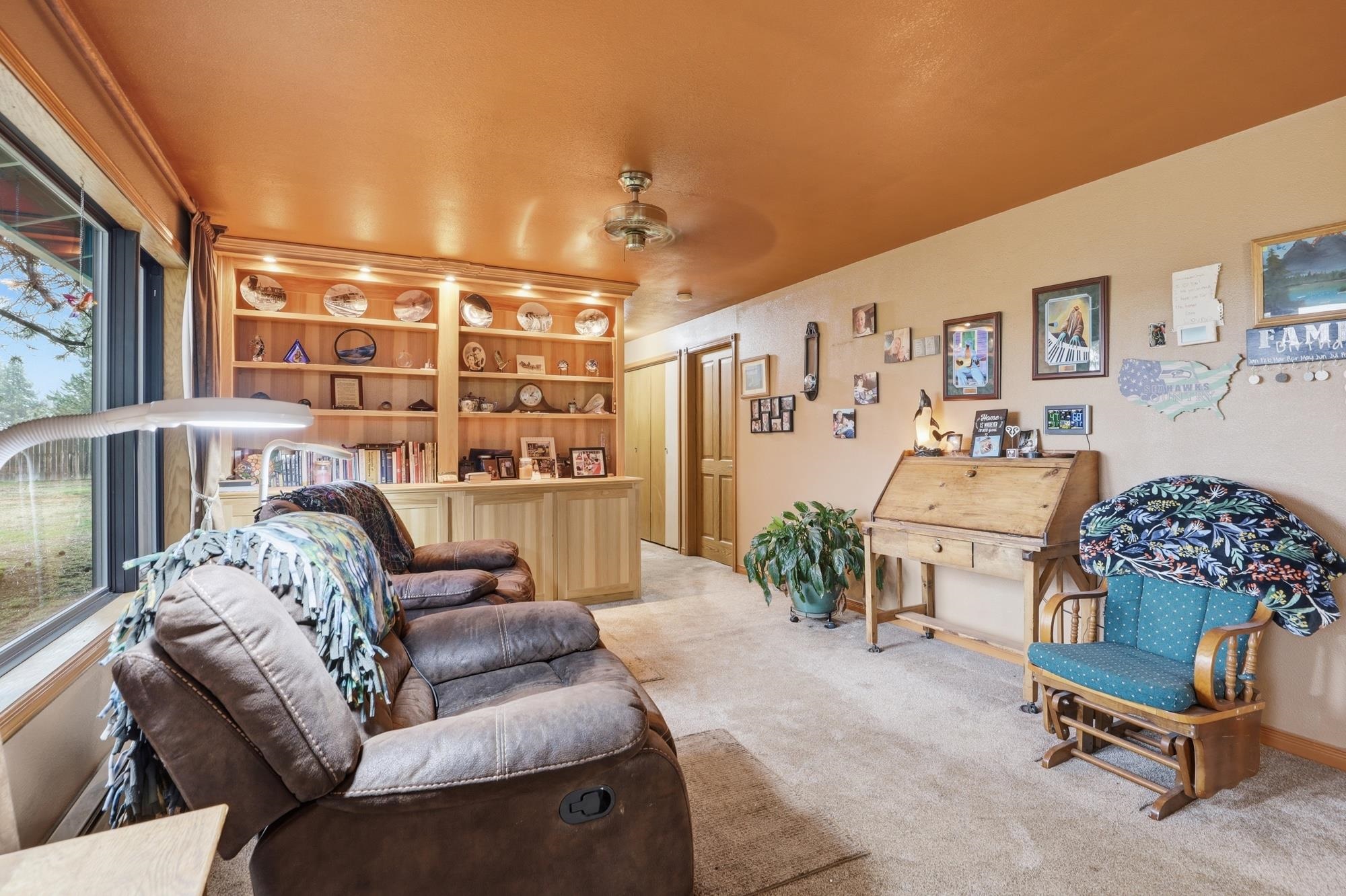 4851 Whittier Road Clayton, WA 99110 - Photo 4 of 34 Gallery Image 4