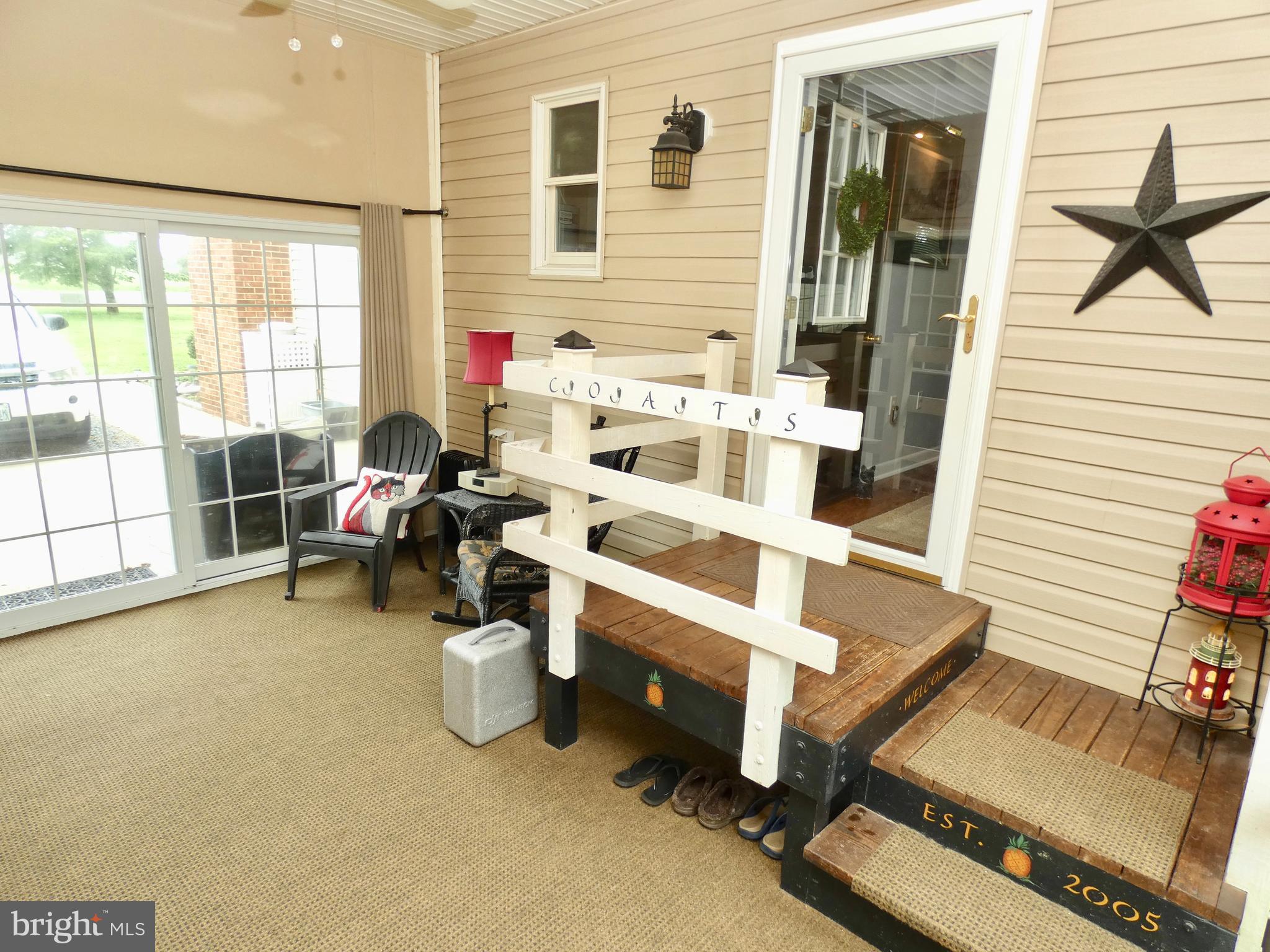 100 Carroll Road Centreville, MD 21617 - Photo 38 of 40 Enclosed Breeze way