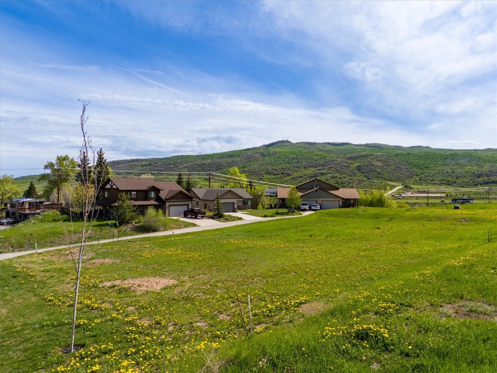 140 Oak Ridge Drive Oak Creek, CO 80467 - Photo 6 of 14 a view of a city