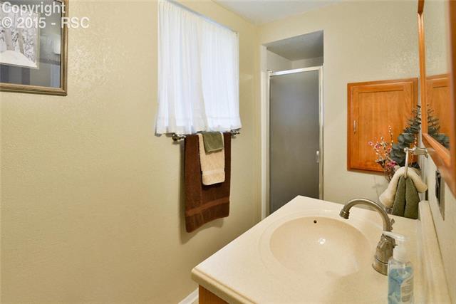 4345 Ridgeglen Road Colorado Springs, CO 80918 - Photo 19 of 26 Gallery Image 19