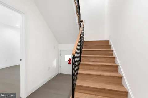 $3,095,000 | 6921 Granby Street, Bethesda, MD 20817