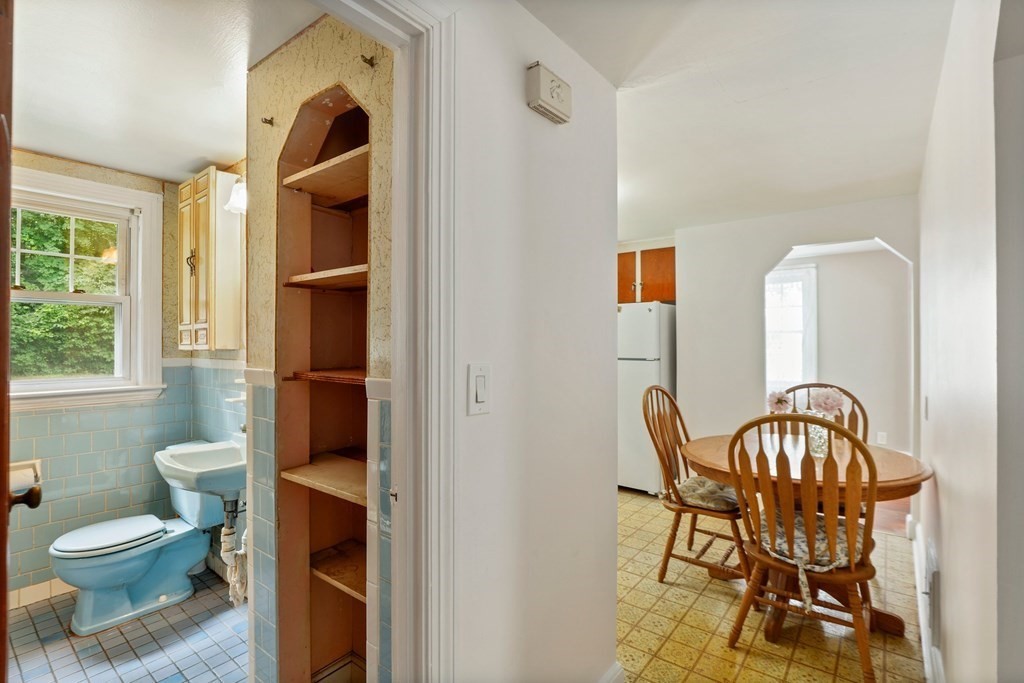 22 Nancy Road Dedham, MA 02026 - Photo 11 of 25 Gallery Image 11