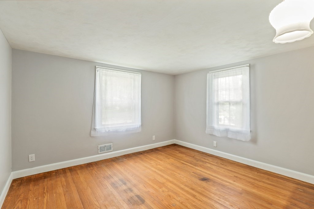 22 Nancy Road Dedham, MA 02026 - Photo 15 of 25 Gallery Image 15