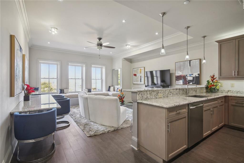 620 Decatur Street, Unit P New Orleans, LA 70130 - Photo 2 of 15