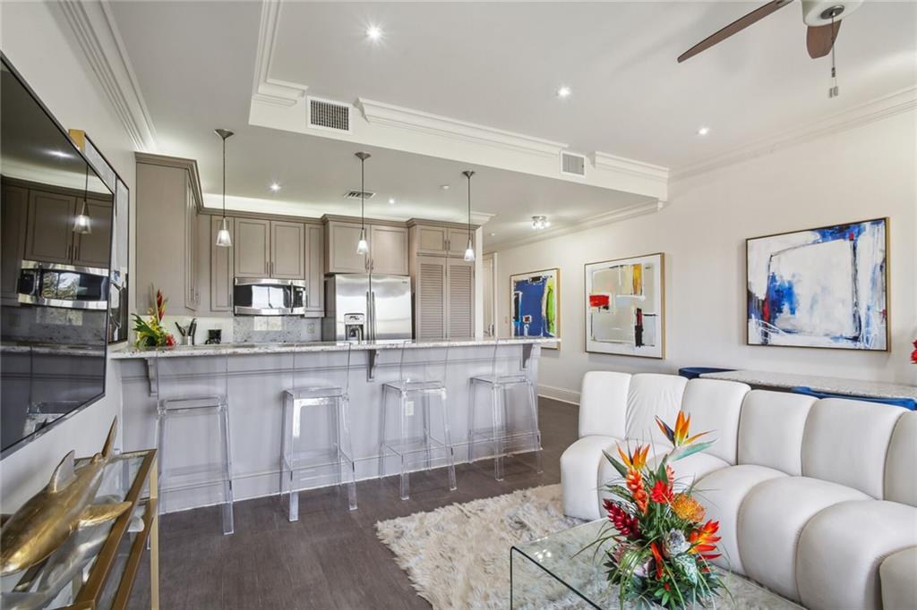 620 Decatur Street, Unit P New Orleans, LA 70130 - Photo 6 of 15