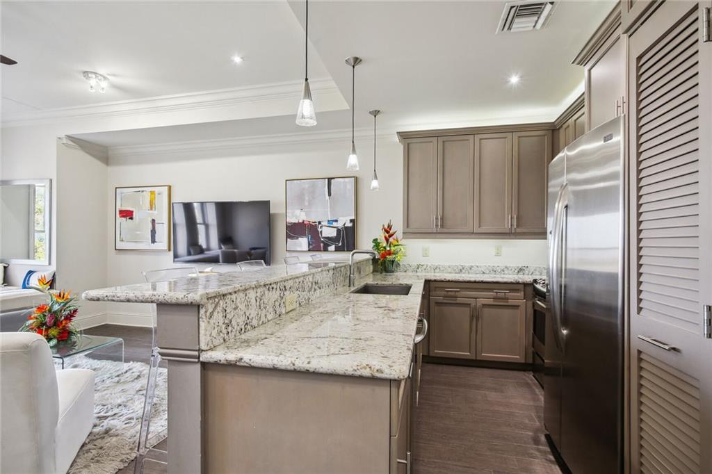 620 Decatur Street, Unit P New Orleans, LA 70130 - Photo 7 of 15