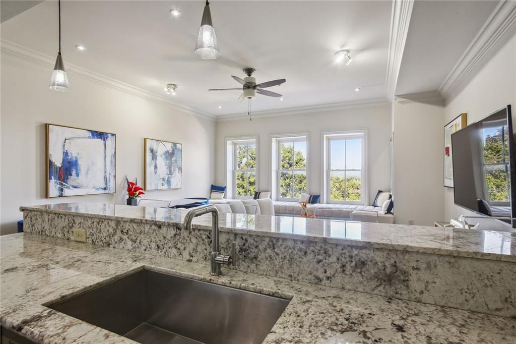 620 Decatur Street, Unit P New Orleans, LA 70130 - Photo 8 of 15