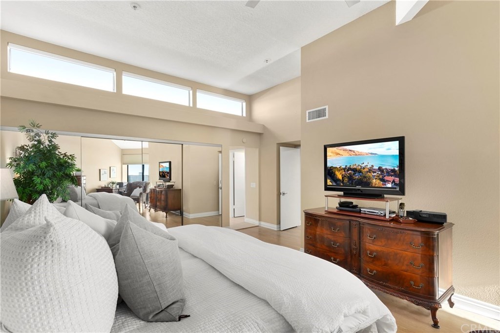 240 Nice Lane, Unit 308 Newport Beach, CA 92663 - Photo 12 of 20