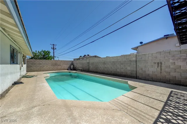 $2,230 | 6413 Bannock Way, Las Vegas, NV 89107