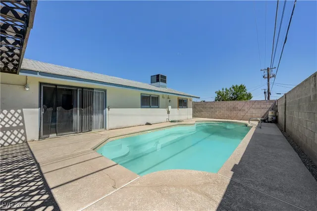 $2,230 | 6413 Bannock Way, Las Vegas, NV 89107