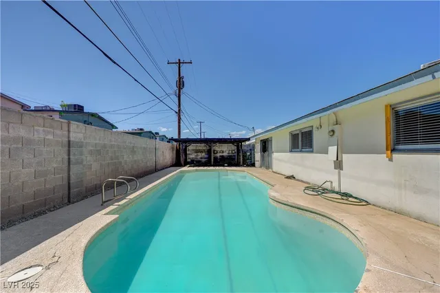 $2,230 | 6413 Bannock Way, Las Vegas, NV 89107