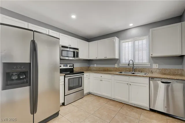 $2,230 | 6413 Bannock Way, Las Vegas, NV 89107