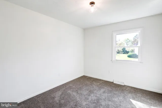 $324,900 | 3204 North Scenic Road, Harrisburg, PA 17109