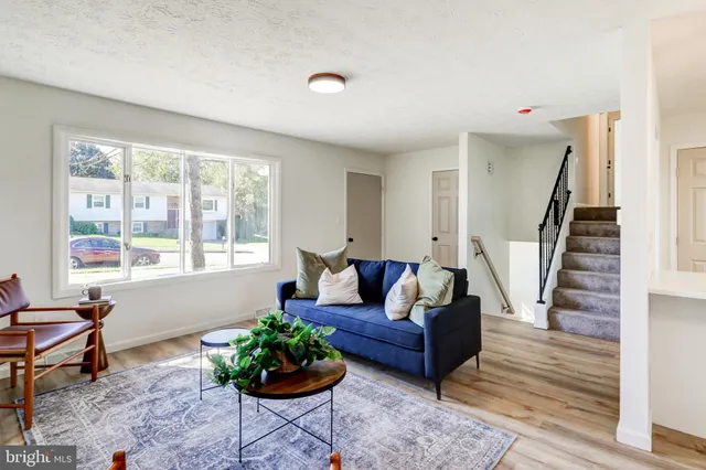 $324,900 | 3204 North Scenic Road, Harrisburg, PA 17109