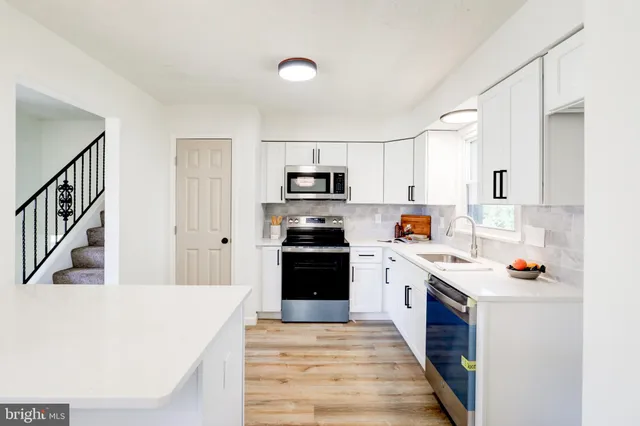 $324,900 | 3204 North Scenic Road, Harrisburg, PA 17109