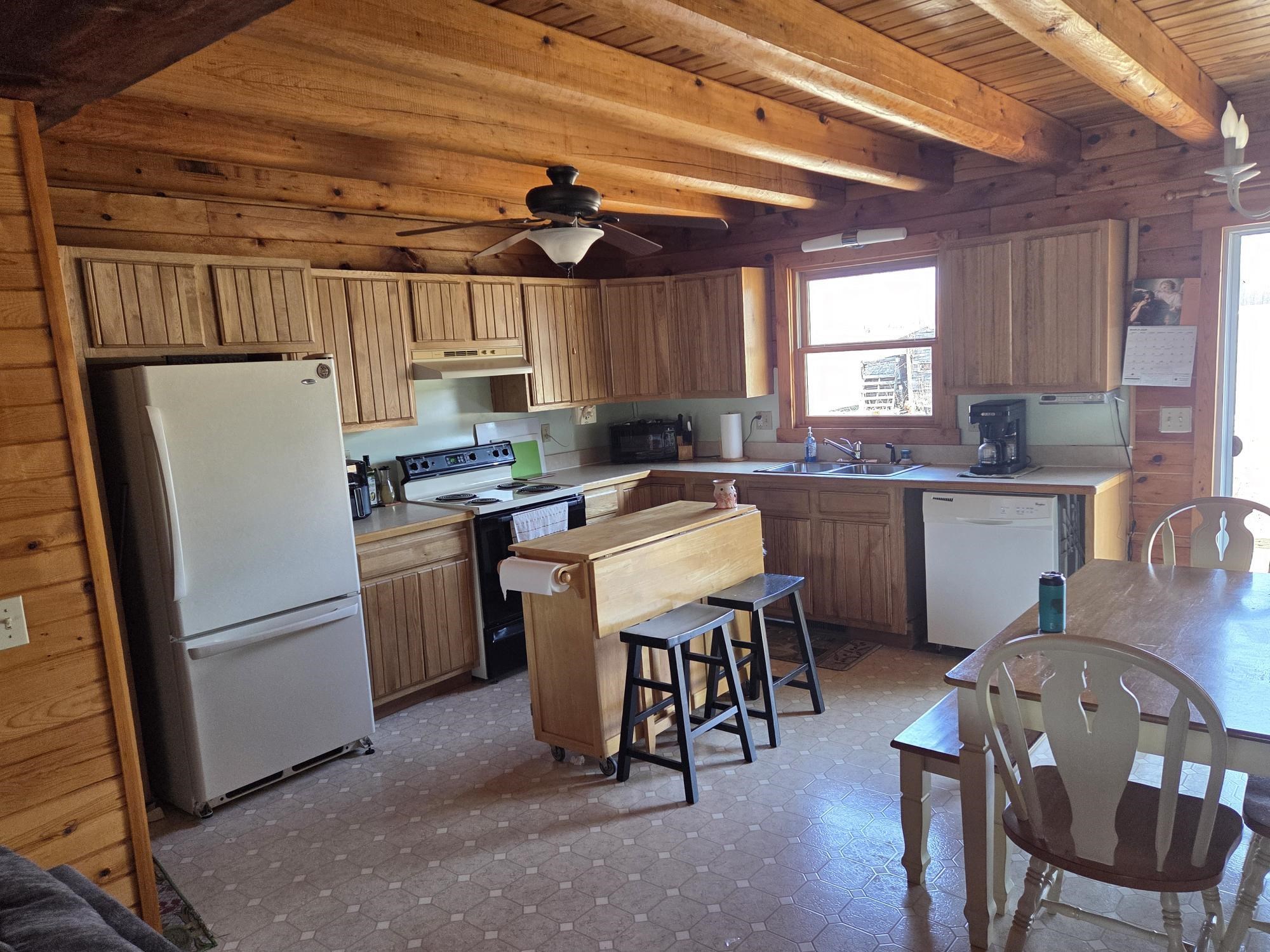 2264 North Littlefield Road Weidman, MI 48893 - Photo 3 of 38