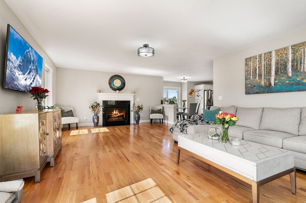 14 Beechwood Road Salem, NH 03079 - Photo 12 of 42 Gallery Image 12