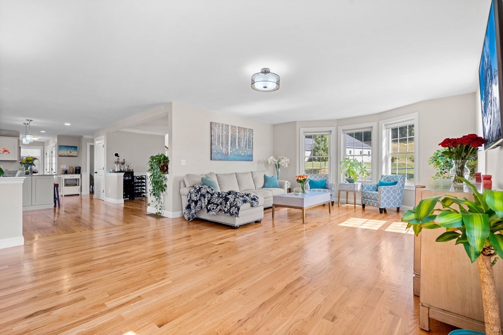 14 Beechwood Road Salem, NH 03079 - Photo 14 of 42 Gallery Image 14