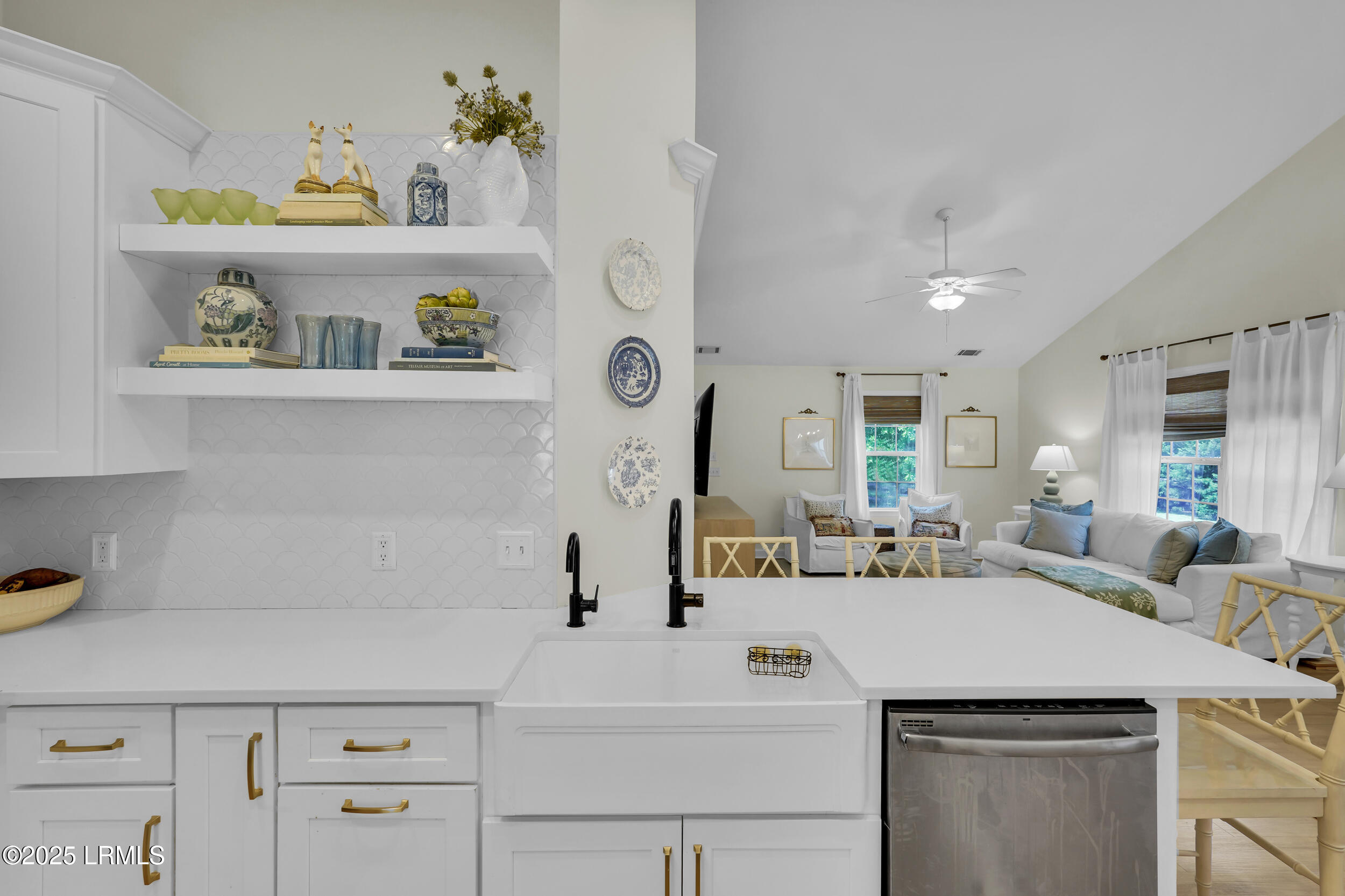 22 Butler Farm Road Seabrook, SC 29940 - Photo 19 of 71 Kitchen