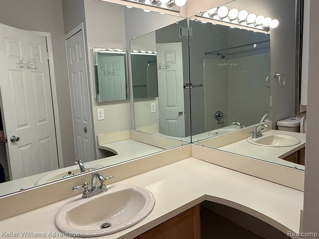 22242 Edgewater, Unit 146 Novi, MI 48375 - Photo 16 of 37