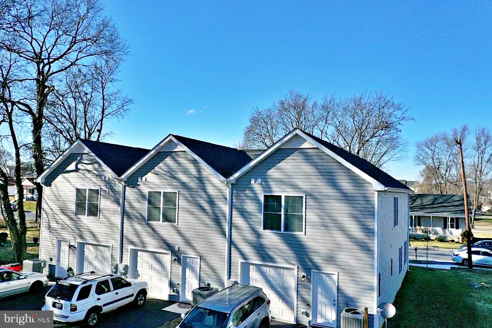 322 East 3rd Avenue Ranson, WV 25438 - Photo 4 of 40 Gallery Image 4