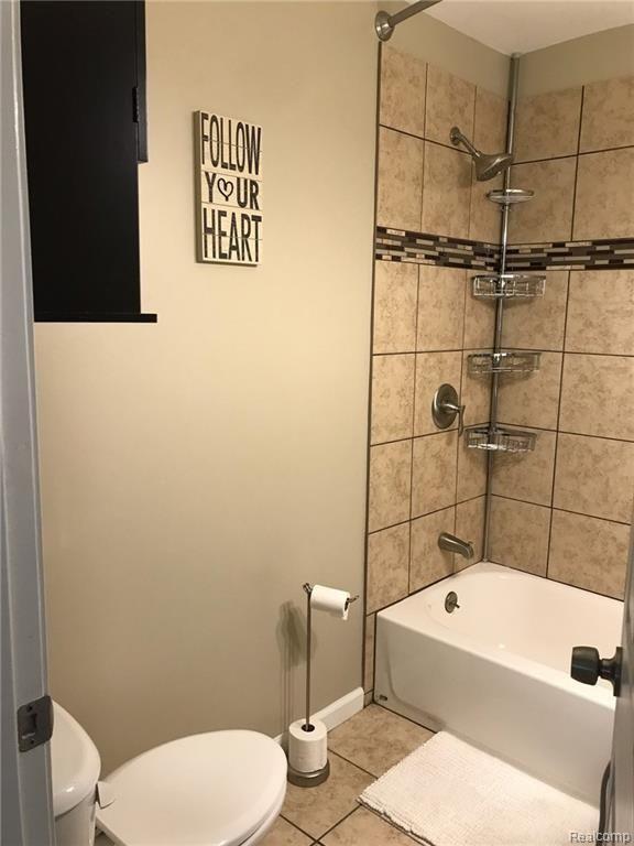 5516 Hopkins Road Flint, MI 48506 - Photo 9 of 10 10.jpg
