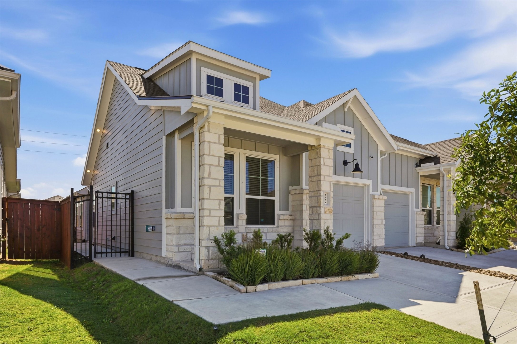 10035 Crescendo Way Manvel, TX 77578 - Photo 2 of 25