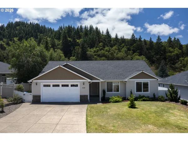 $499,900 | 422 Oak Valley Loop, Winchester, OR 97495