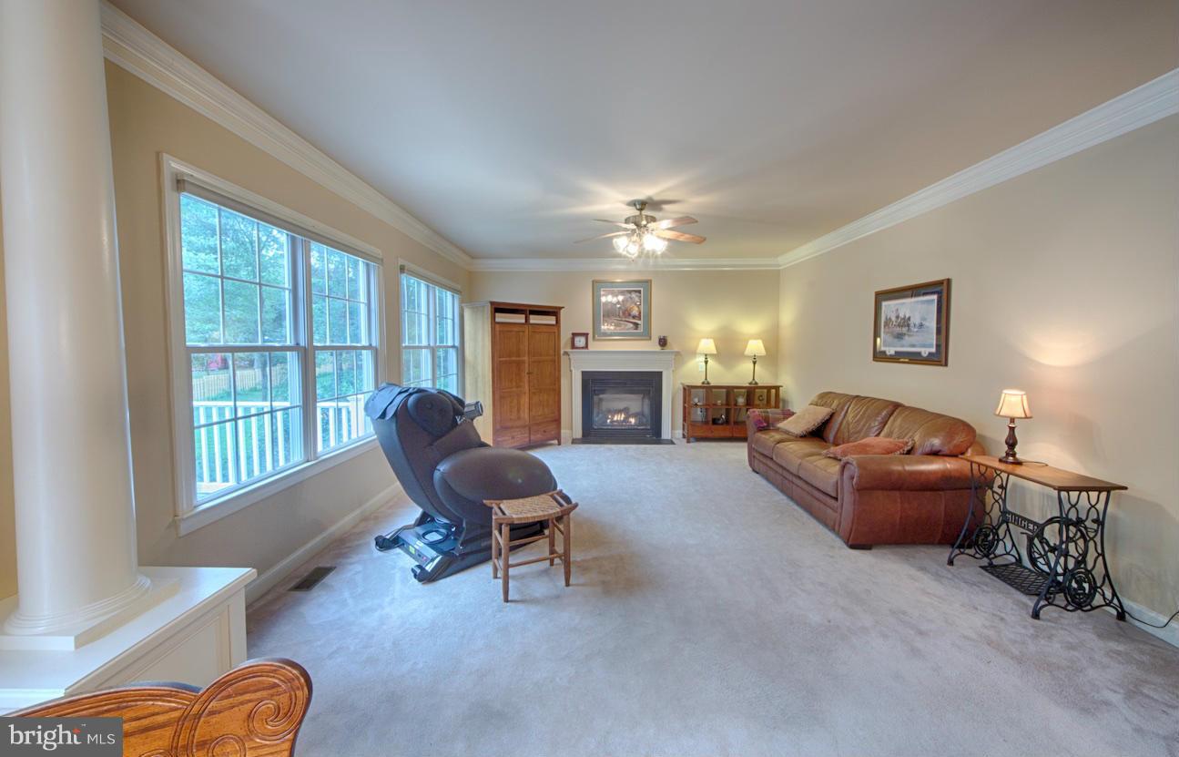 8974 Hooes Road Lorton, VA 22079 - Photo 7 of 29 Family Room