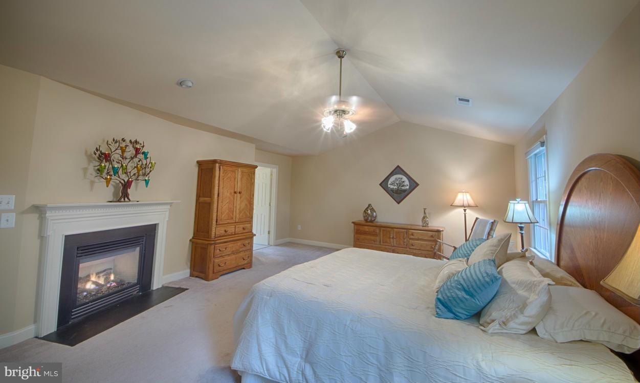 8974 Hooes Road Lorton, VA 22079 - Photo 9 of 29 Bedroom (Master)