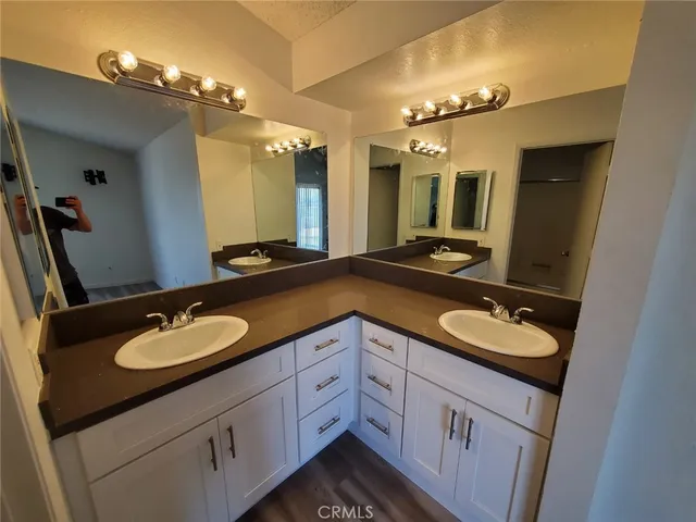 $2,800 | 23805 Mark Twain, Moreno Valley, CA 92557