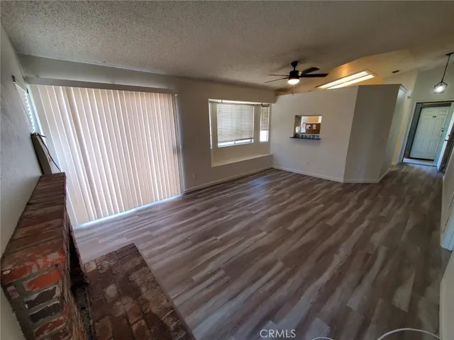 $2,800 | 23805 Mark Twain, Moreno Valley, CA 92557