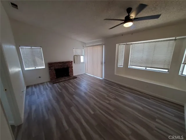 $2,800 | 23805 Mark Twain, Moreno Valley, CA 92557